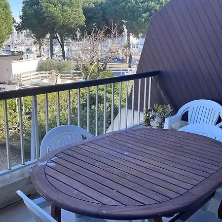 Apartment Beau Climatise 4 Personnes
